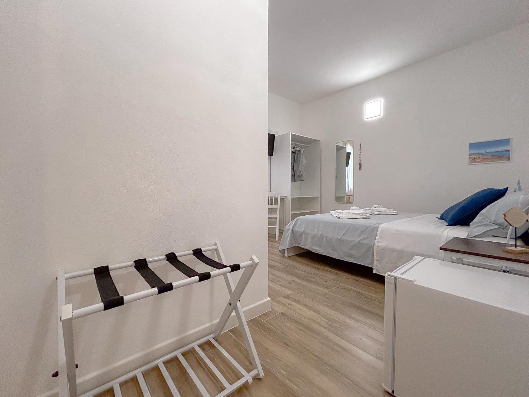 La Marina - Rooms In Stintino Kültér fotó