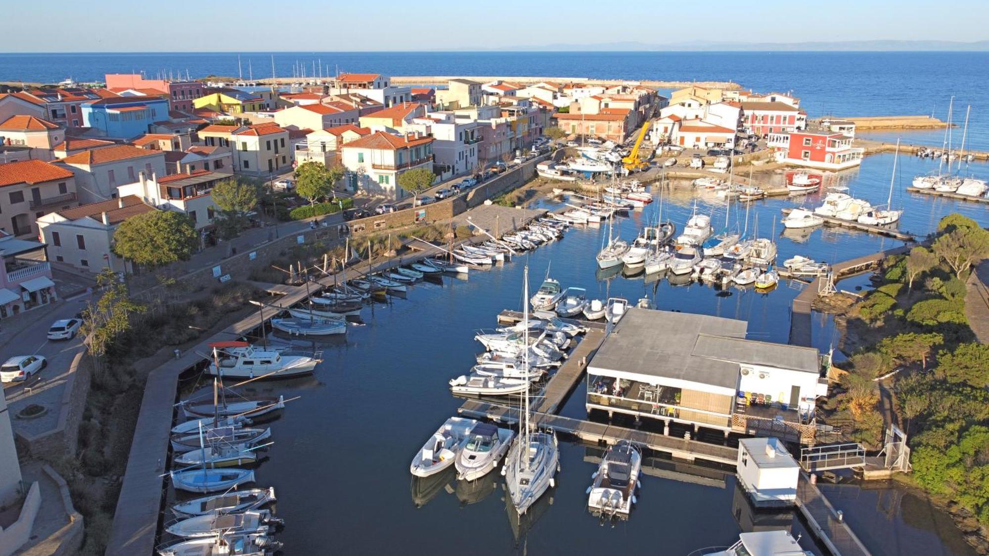 La Marina - Rooms In Stintino Kültér fotó